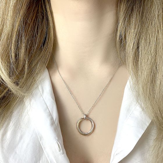 Silver necklace without stones