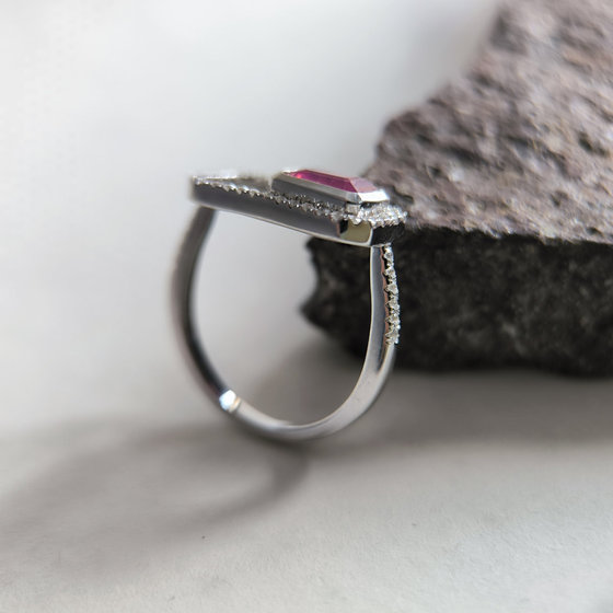 Silver ring with a 1.868ct ruby and cubic zirconia