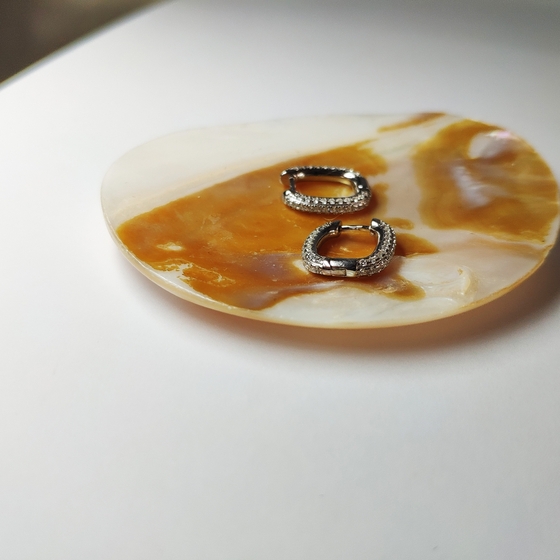 Срібні сережки з фіанітами