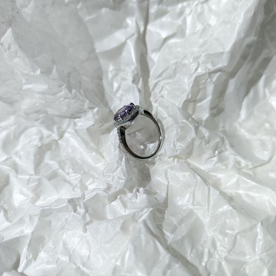 Срібна каблучка з аметистом 2.627ct