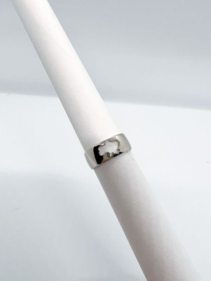 Silver ring without stones