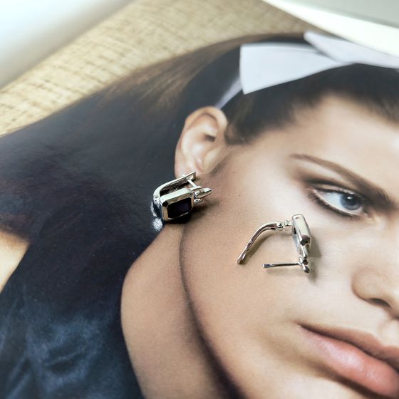 Срібні сережки з сапфіром 3,667 карата