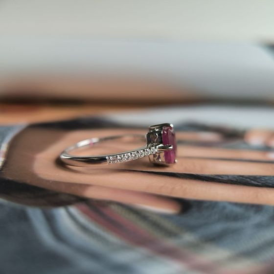 Срібна каблучка з рубіном 1.548ct