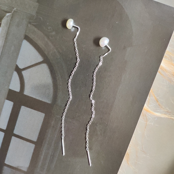 Silver earrings with pearls 2ct