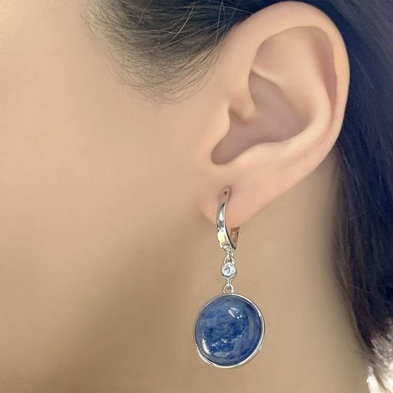 Серебряные серьги с кианитом