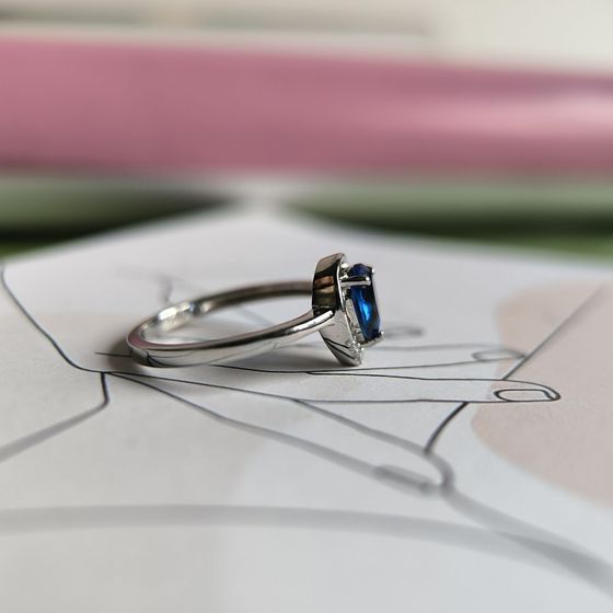 Срібна каблучка із сапфіром nano 0.588ct