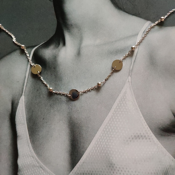 Silver necklace without stones