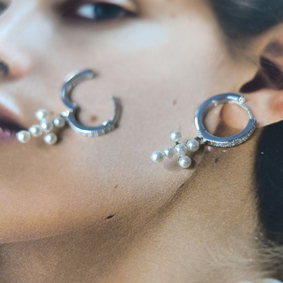 Срібні сережки з перлами, фіанітами