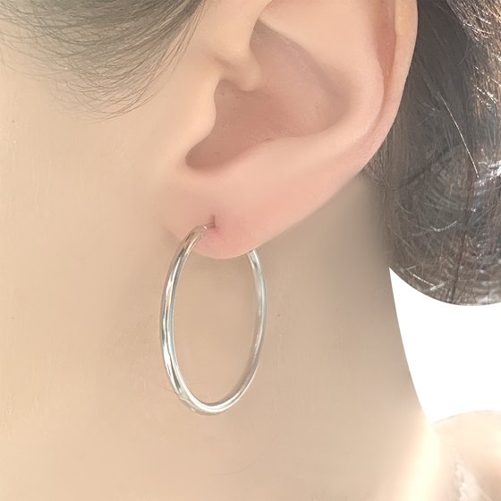 Silver earrings without stones