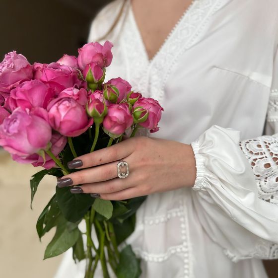 Срібна каблучка з фіанітами