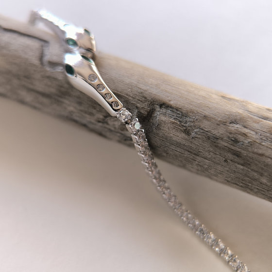 Silver bracelet with cubic zirconia