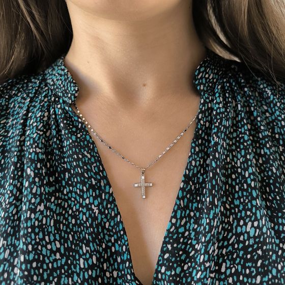 Срібний хрестик з фіанітами, емаллю