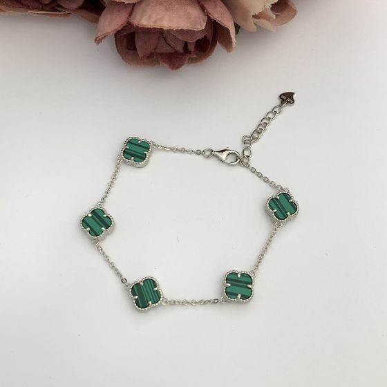 Silver bracelet with malachite
