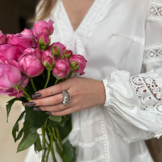 Срібна каблучка без каменів