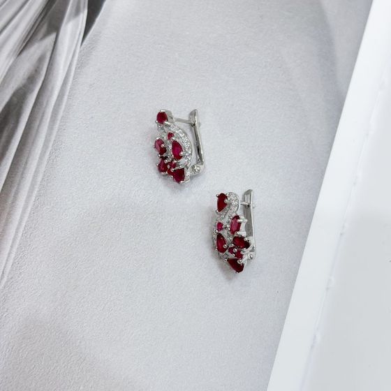 Sterling silver earrings with ruby 4.384ct