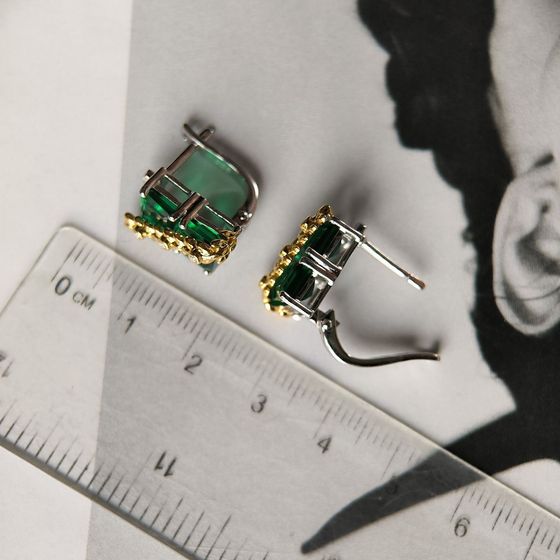 Срібні сережки зі смарагдом nano 5,963 карата
