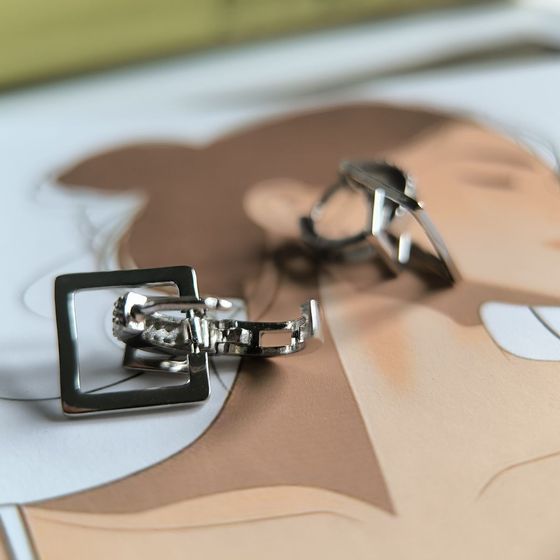 Срібні сережки з фіанітами