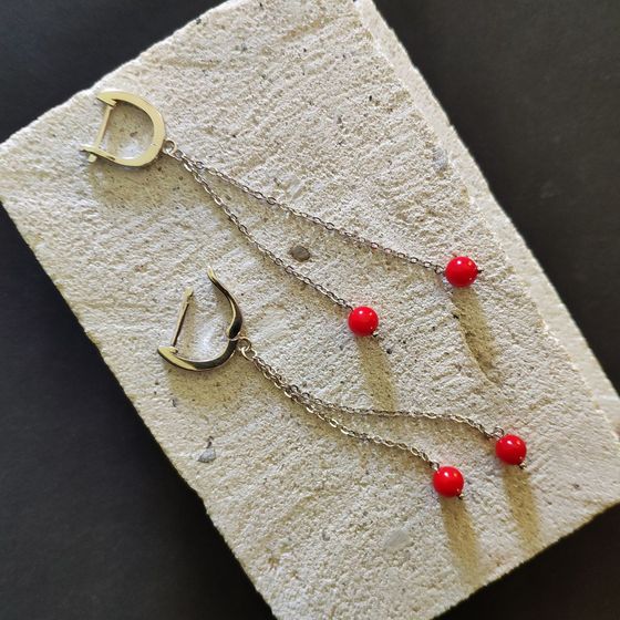 Срібні сережки з коралом