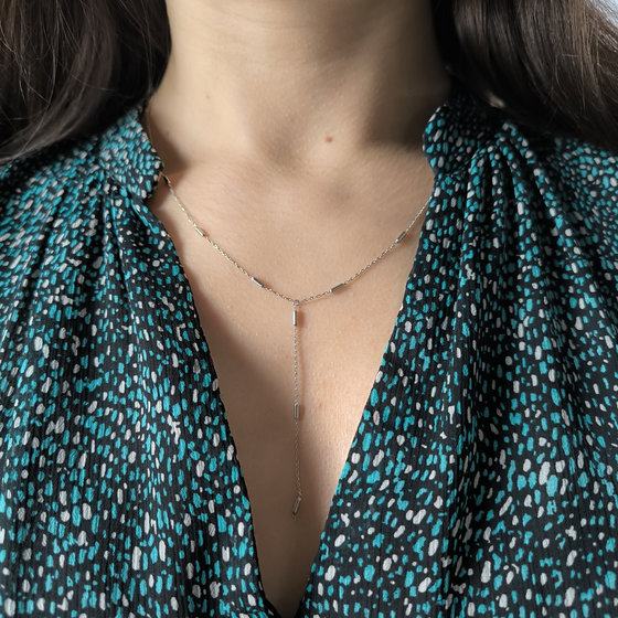 Silver necklace without stones