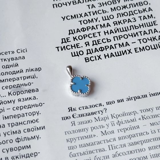 Silver pendant with turquoise