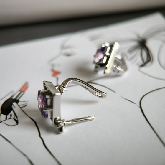 Срібні сережки з аметистом 2.942ct