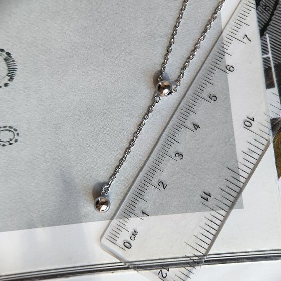 Silver necklace without stones