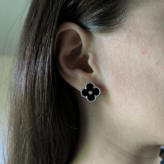 Silver earrings with onyx, fianites