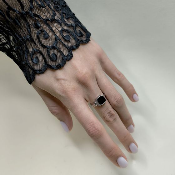 Silver ring with onyx