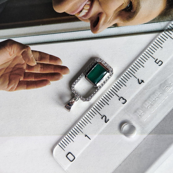 Срібна підвіска з агатом 1.338ct, фіанітами