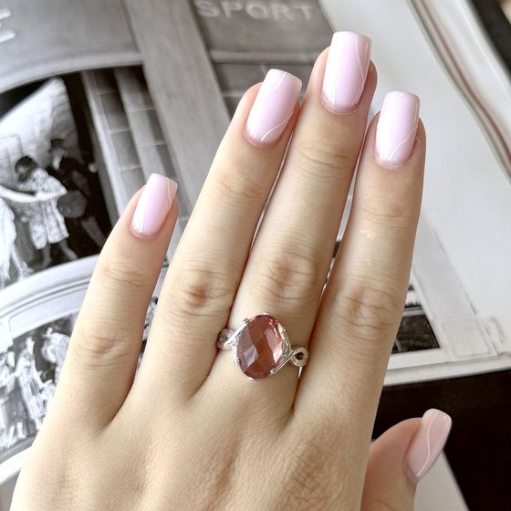 Срібна каблучка з султанітом 5,515 карата