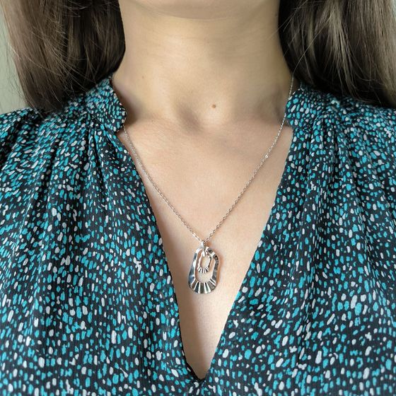 Silver necklace without stones
