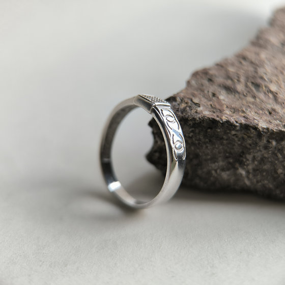 Silver ring with cubic zirconia