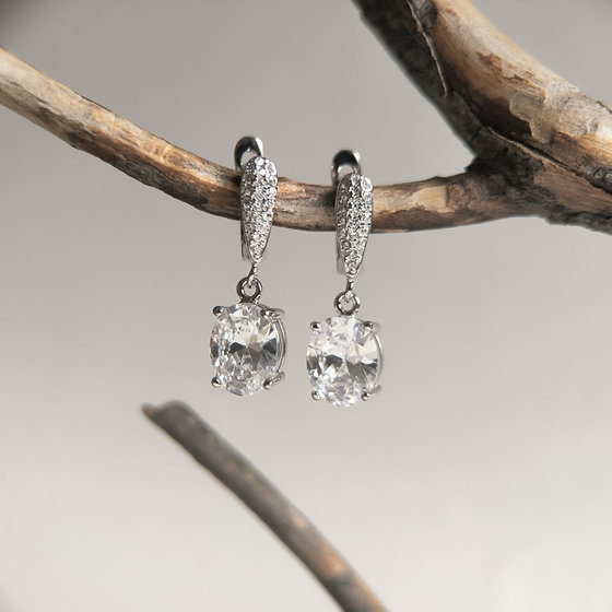 Silver earrings with cubic zirconia