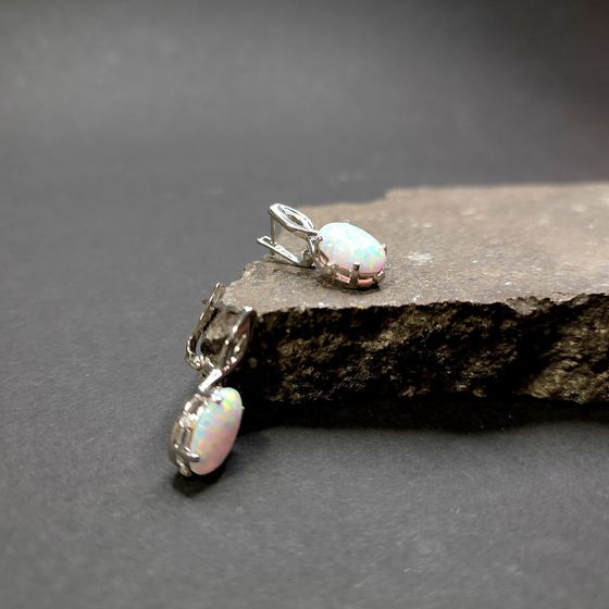 Серебряные серьги с опалом 4.429ct, фианитами