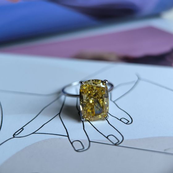 Silver Ring with Fianites