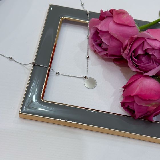 Silver necklace without stones