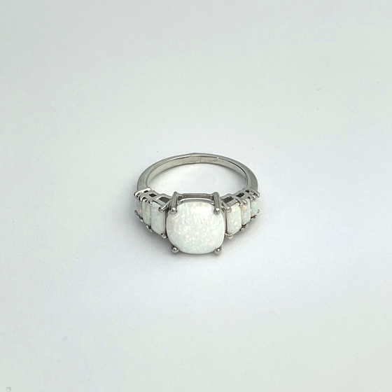 Серебряное кольцо с опалом 2.358ct