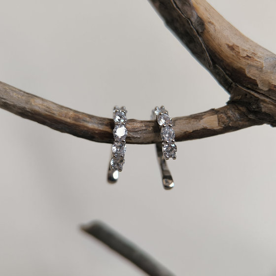 Срібні сережки з фіанітами