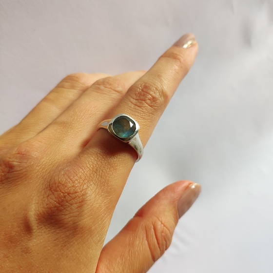 Серебряное кольцо с 1.775ct