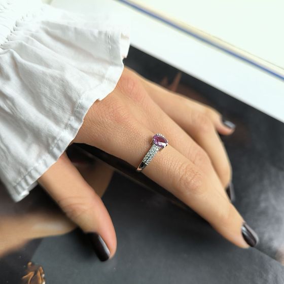 Срібна каблучка з александритом 1,45 карата