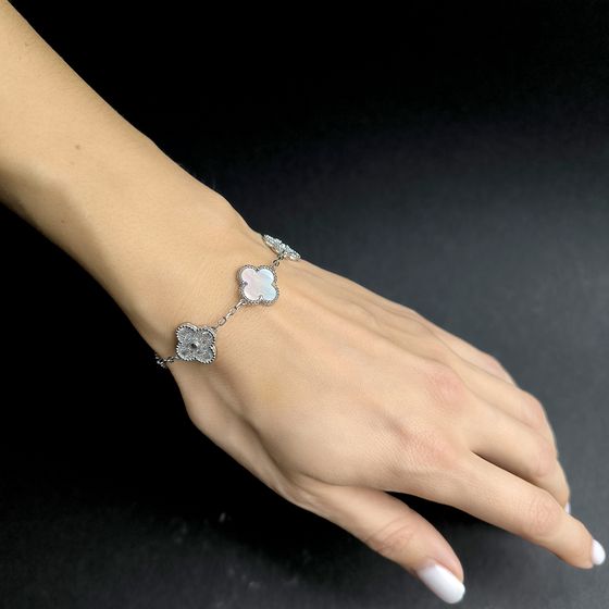 Silver bracelet with mother-of-pearl, phyanites