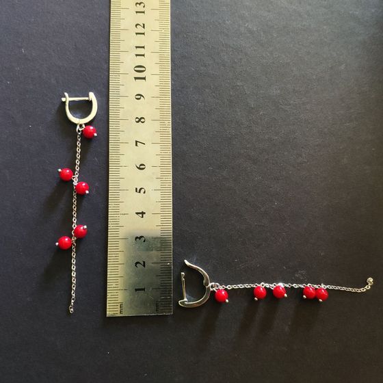 Срібні сережки з коралом