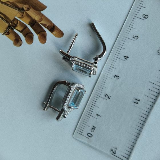 Серебряные серьги с топазом 6.572ct