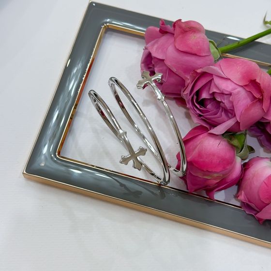 Серебряный браслет без камней