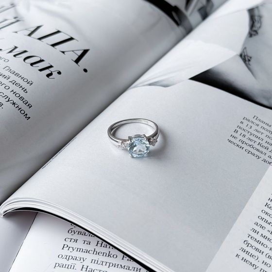 Срібна каблучка з топазом 2.248ct