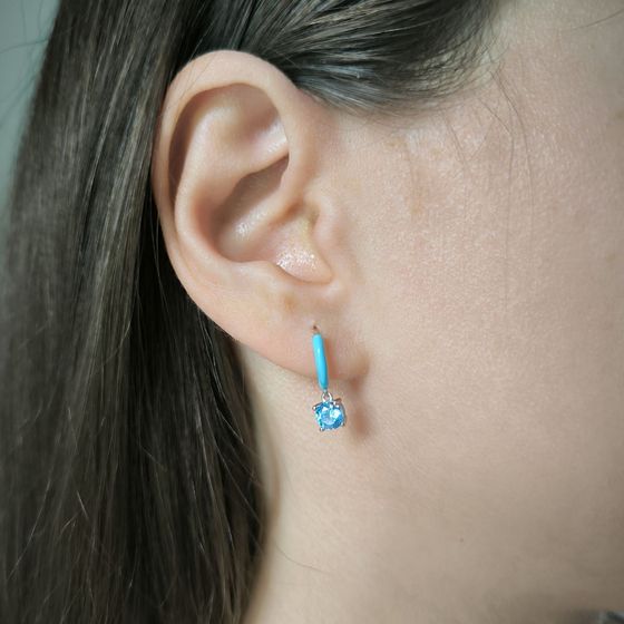 Серебряные серьги с фианитами, емаллю