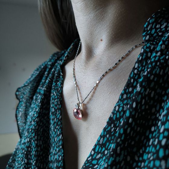 Silver pendant with phianites