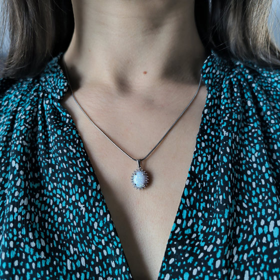 Срібна підвіска з опалом 1,265 карата