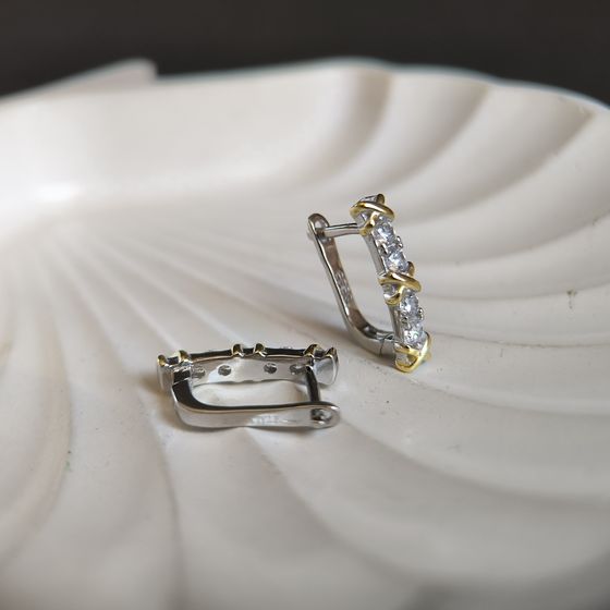 Серебряные серьги с фианитами