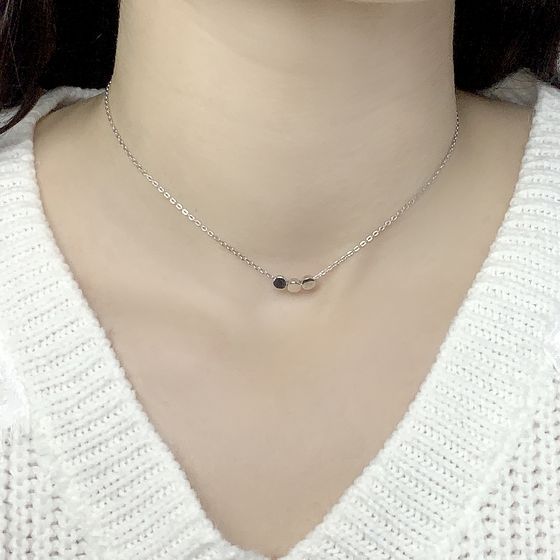 Silver necklace without stones